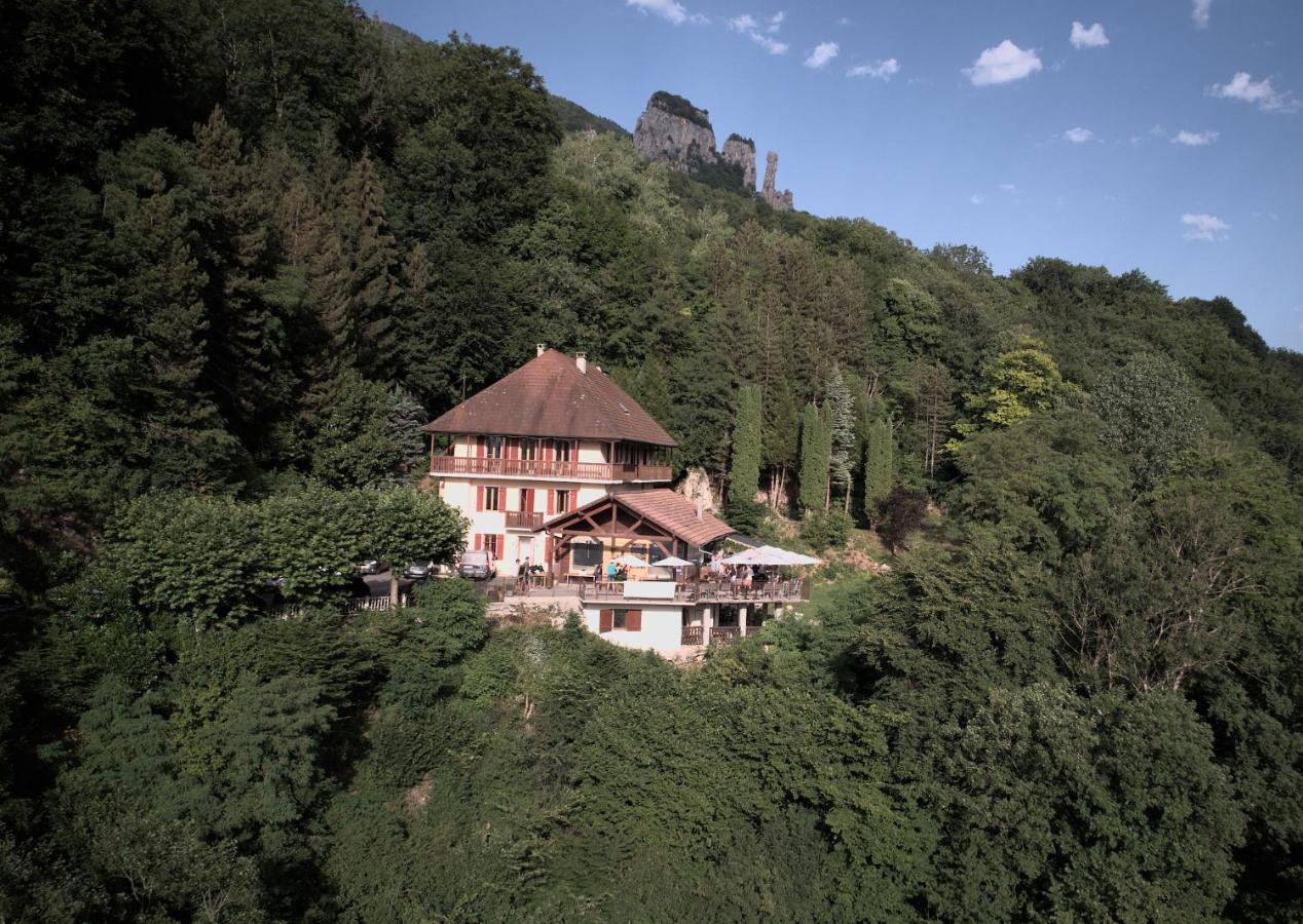 Auberge Du Pont De L'Abime Gruffy Kültér fotó