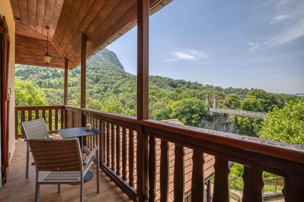 Auberge Du Pont De L'Abime Gruffy Kültér fotó